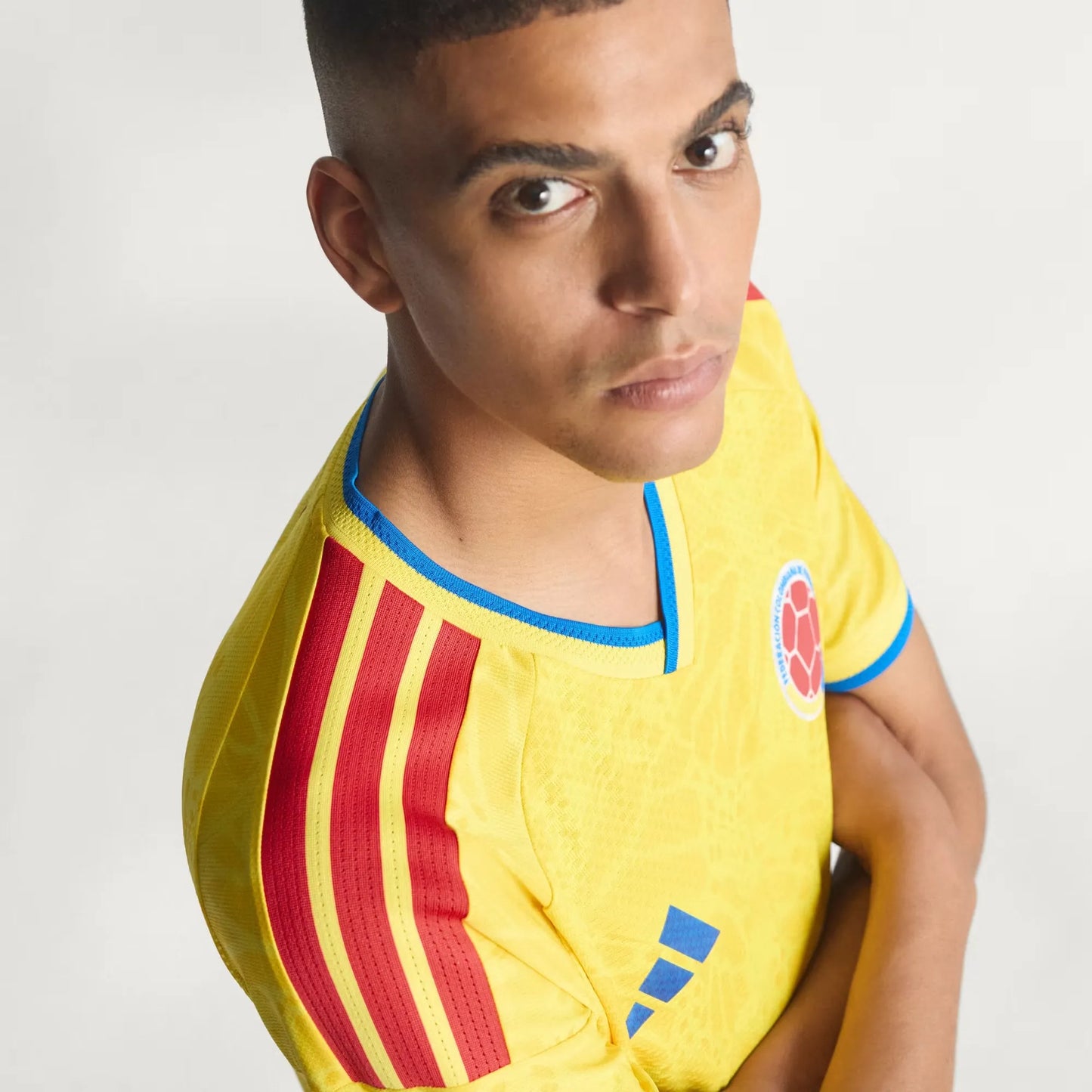 Camiseta Local Selección Colombia 26 Versión Jugador